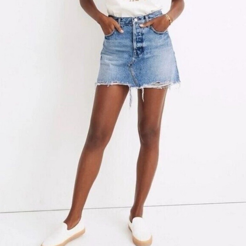 Madewell Women Size 26 Rigid Relaxed Mini Skirt in Rosehill Wash Coastal Summer